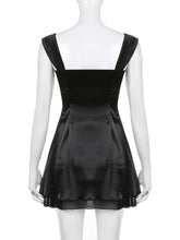 Carica l&#39;immagine nel visualizzatore di Gallery, Sweetown Sleeveless Black Goth Y2K Mini Dress