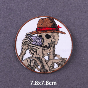 Red Heart Punk Skull Embroidered Patches For Clothing Thermoadhesive Patches Hippie Rock Iron On Patches On Clothes Skeleton DIY