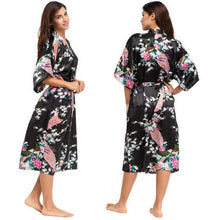 Load image into Gallery viewer, Beautiful Silk Kimono Robe